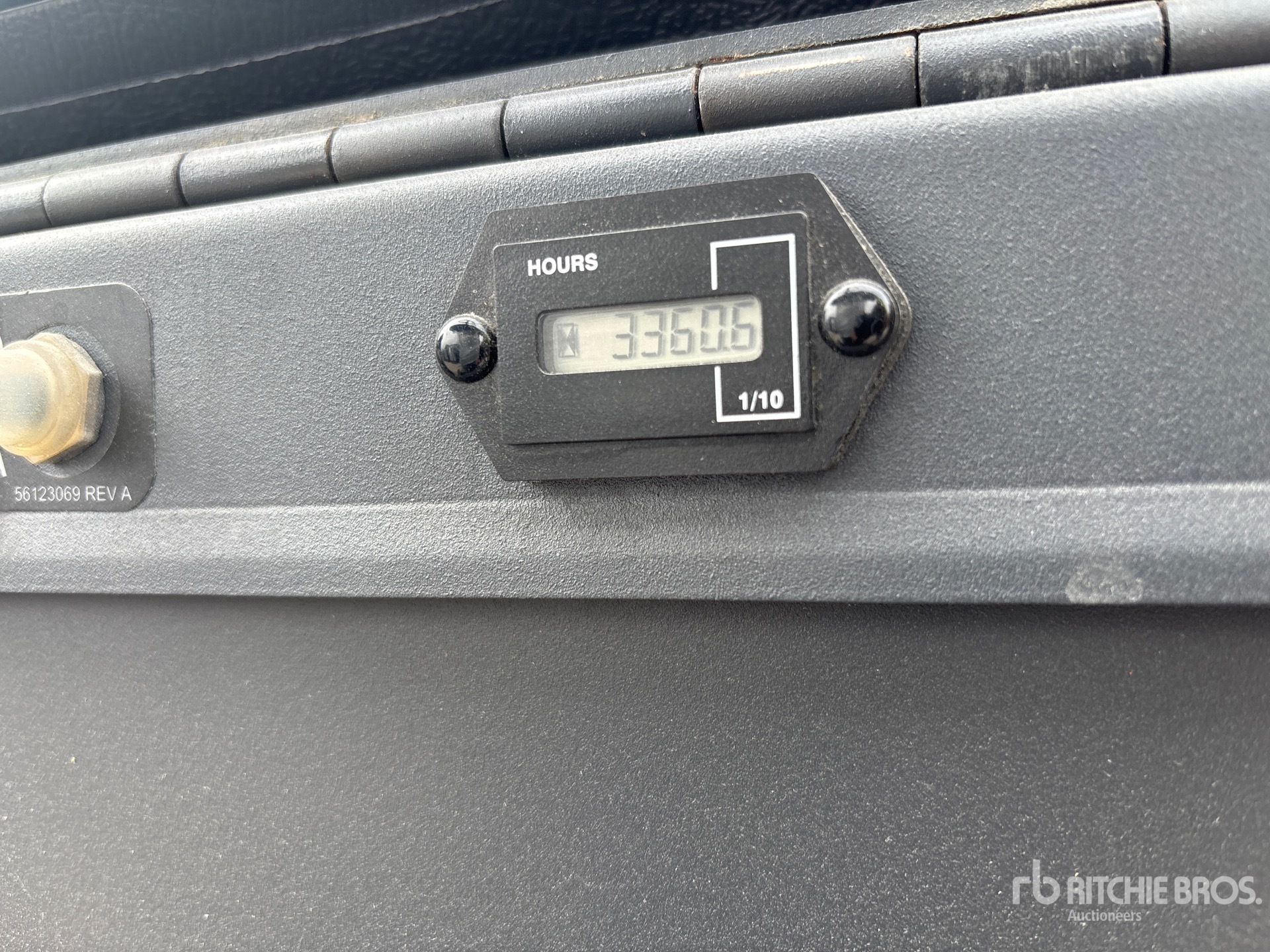 General Appearance with Hour Meter / Odometer