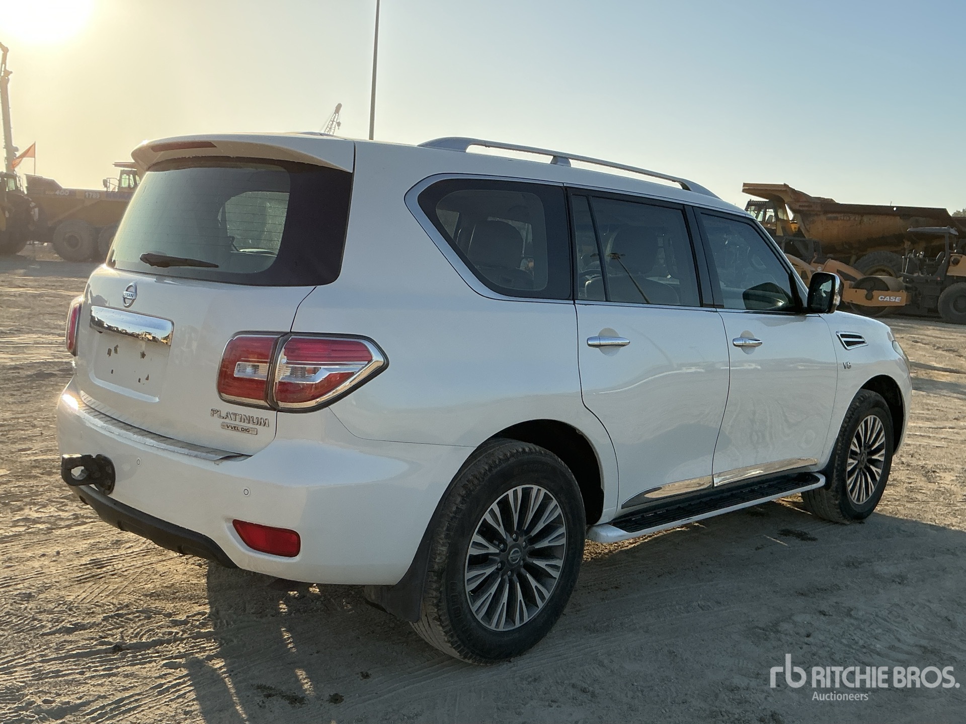 General Appearance with Foto, angolo anteriore sinistro