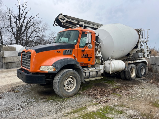 2007 Mack CTP713B 6x4 Mixer Truck (Inoperable)
