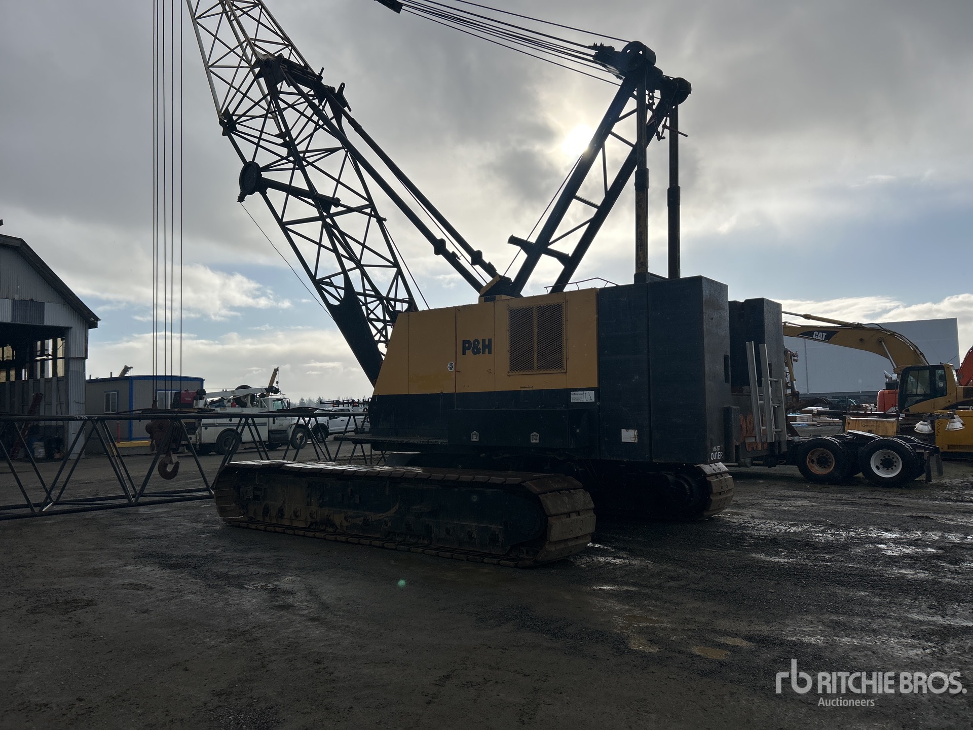 General Appearance with Picture, Left Rear Corner