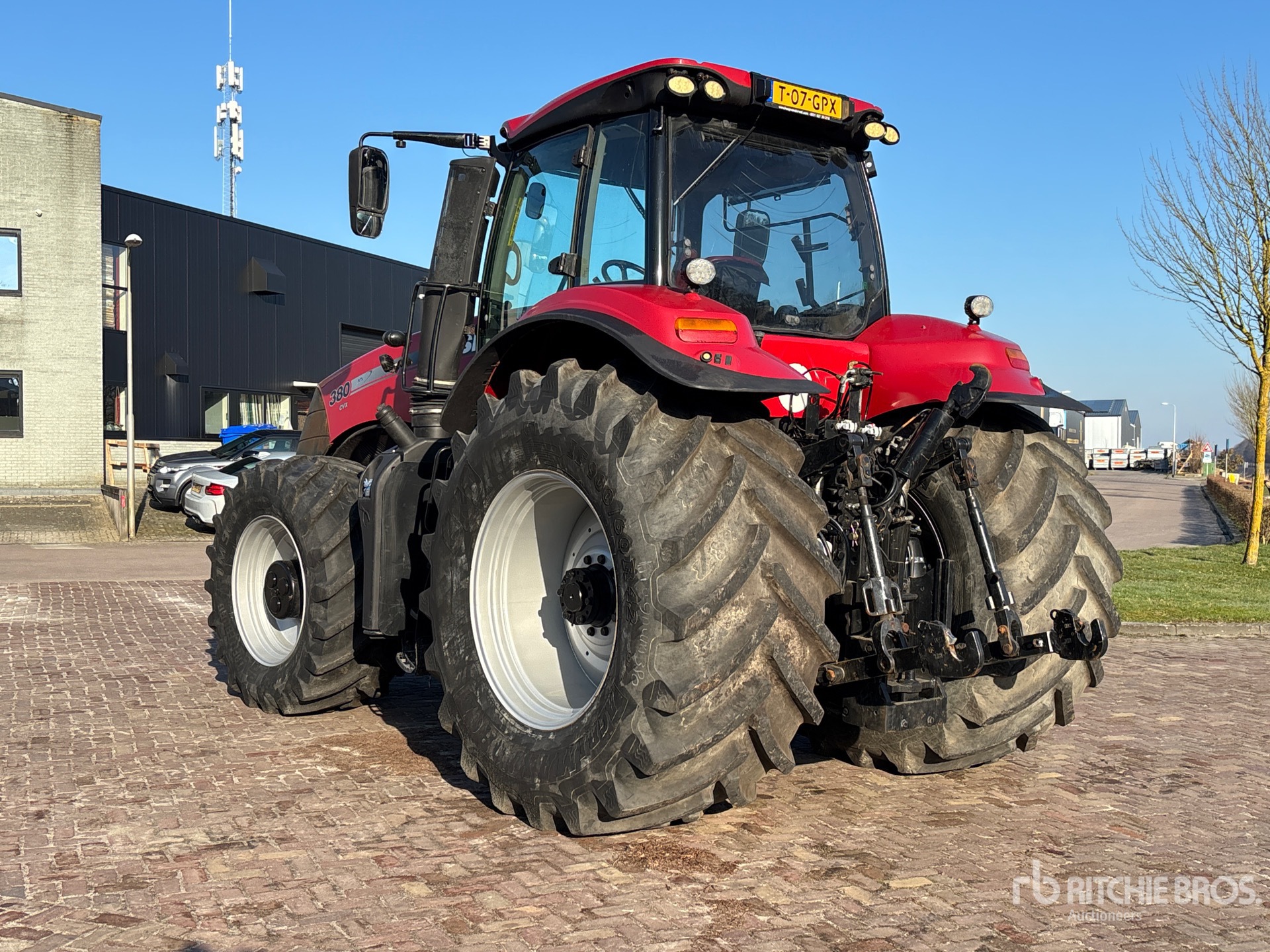 General Appearance with Bild, Ecke hinten links