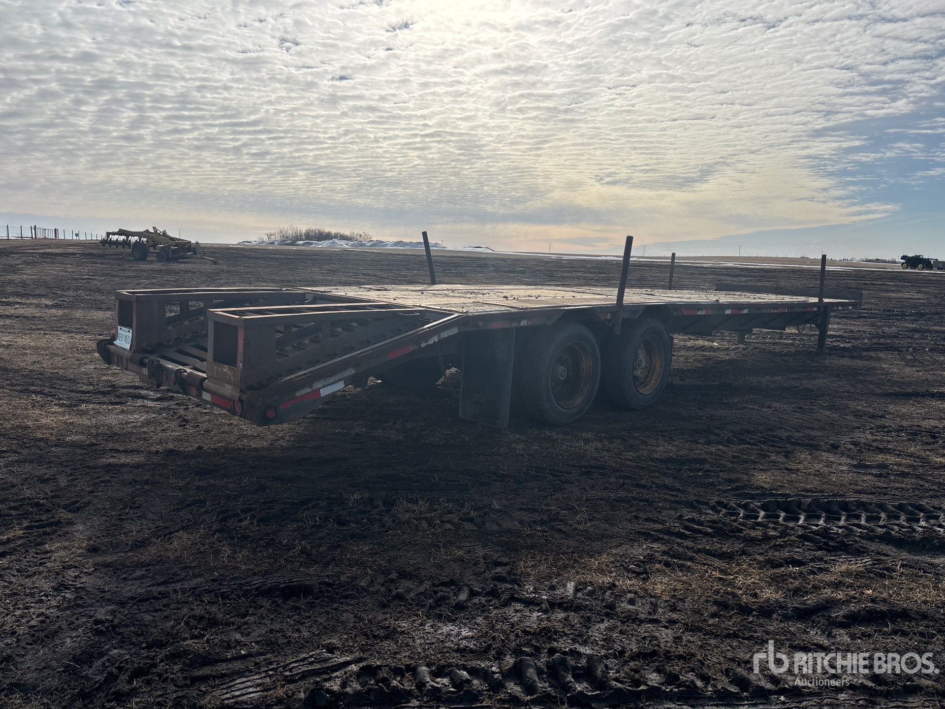 General Appearance with Imagen: esquina trasera derecha