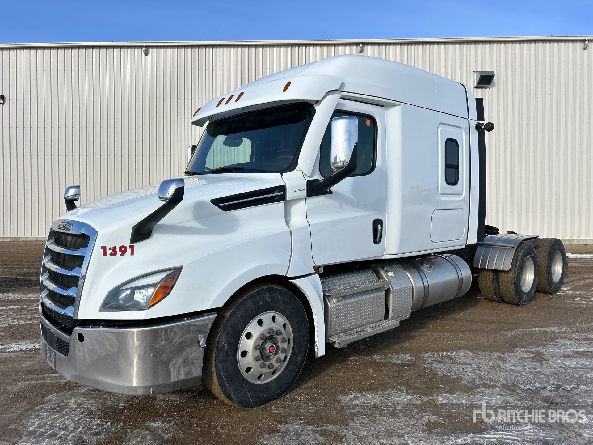 General Appearance with Featured Photo