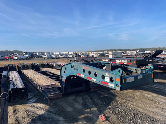 2018 Fontaine Magnitude 55HFLD Tri/A Removable Gooseneck Lowboy Trailer