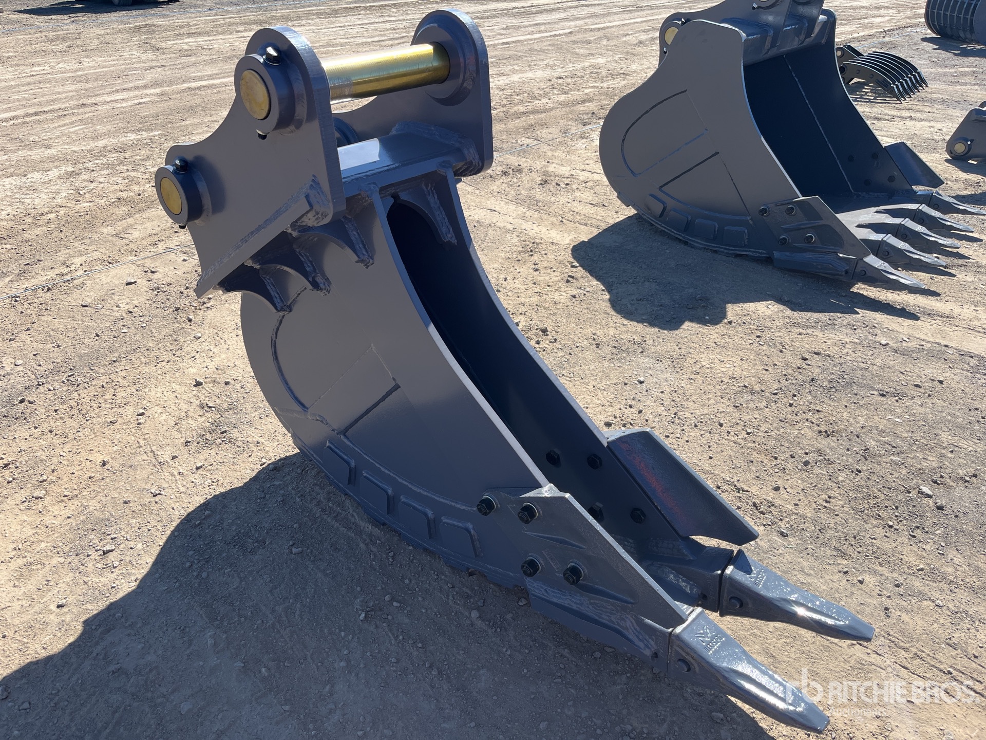 General Appearance with Bild, Ecke vorne rechts