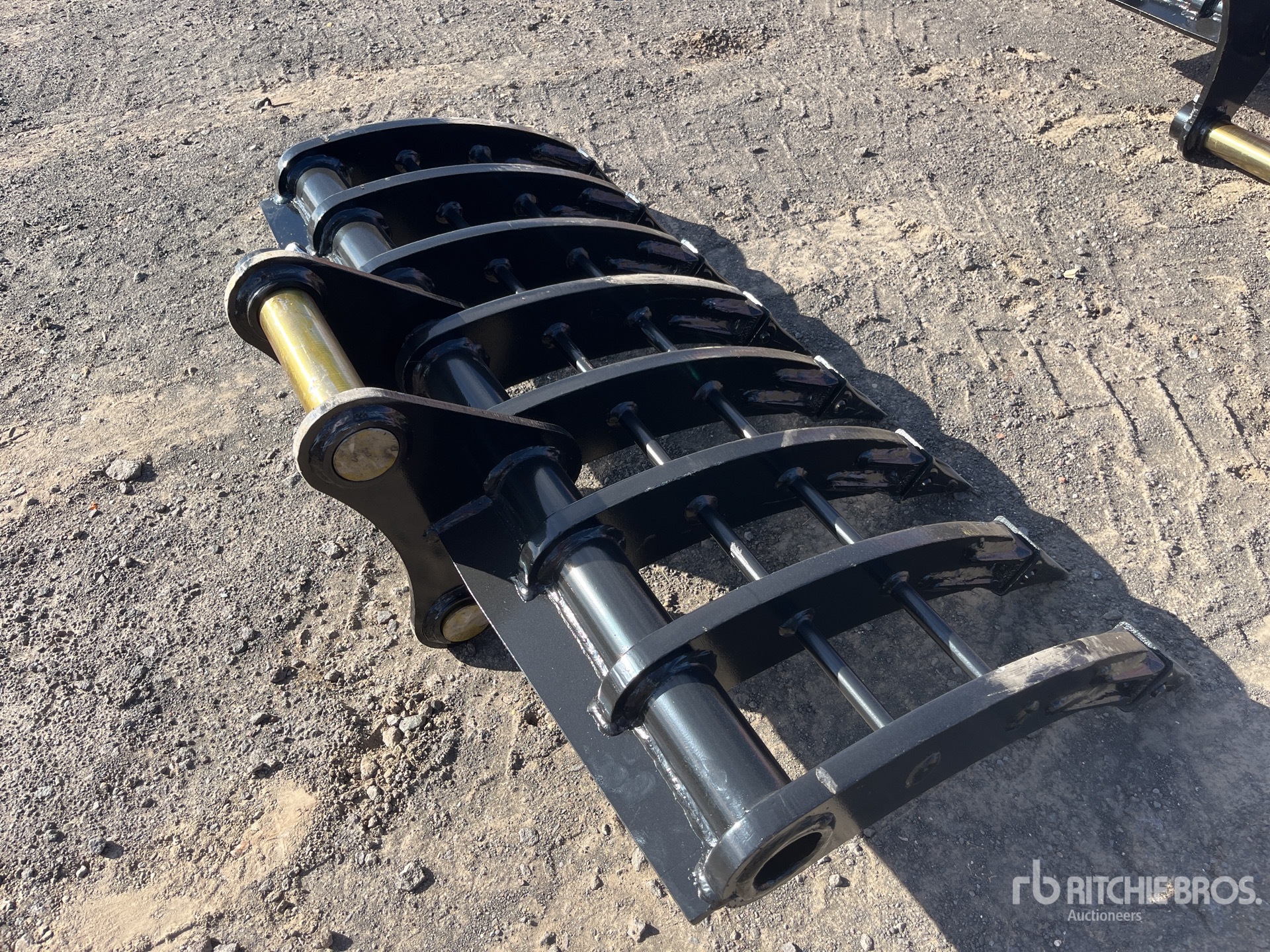 Aspect général with Image, coin arrière droit