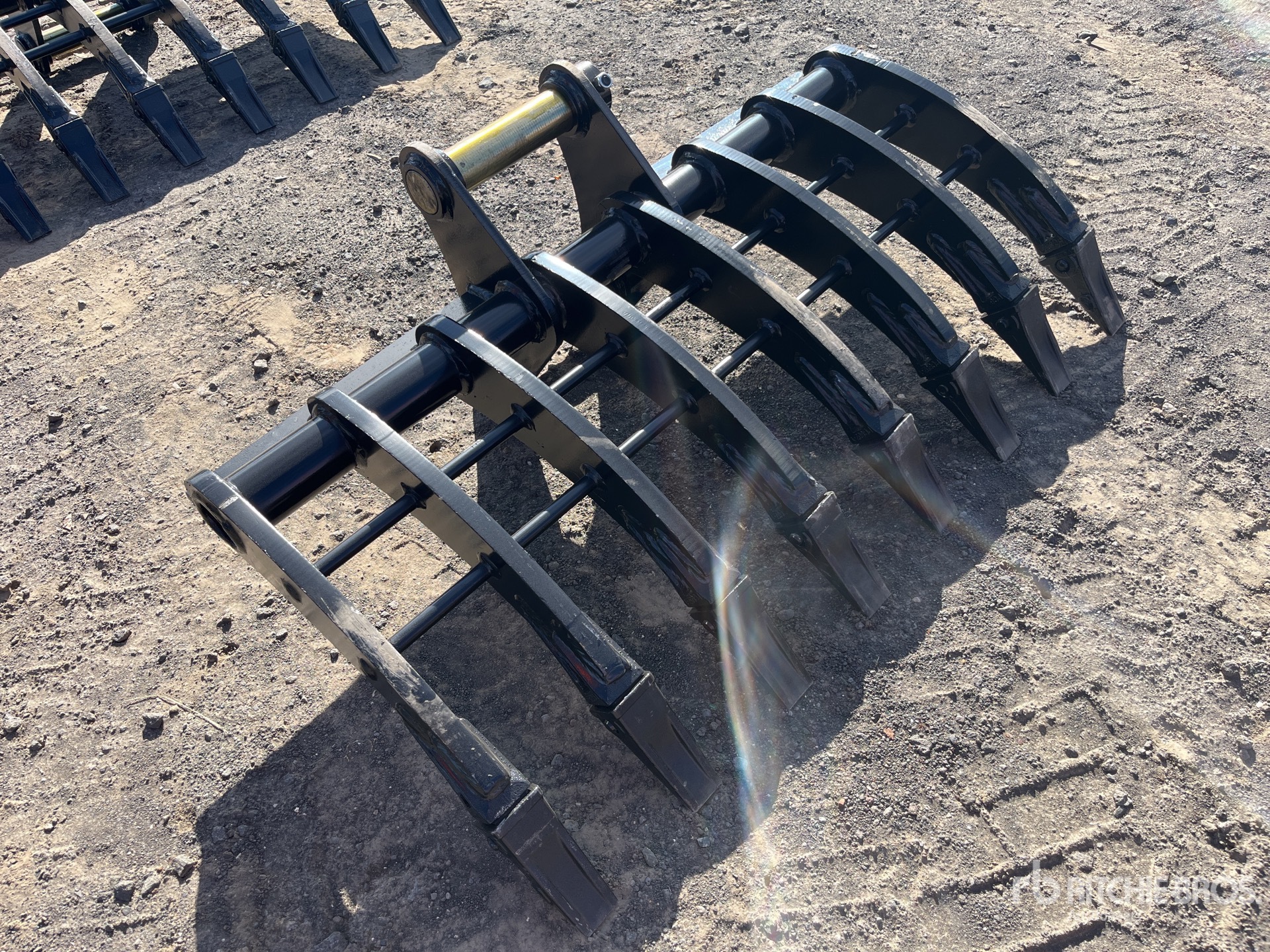 Aspect général with Image, coin avant droit