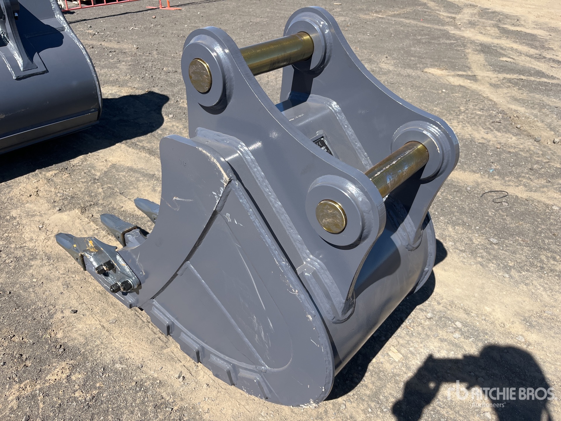 General Appearance with Bild, Ecke hinten links