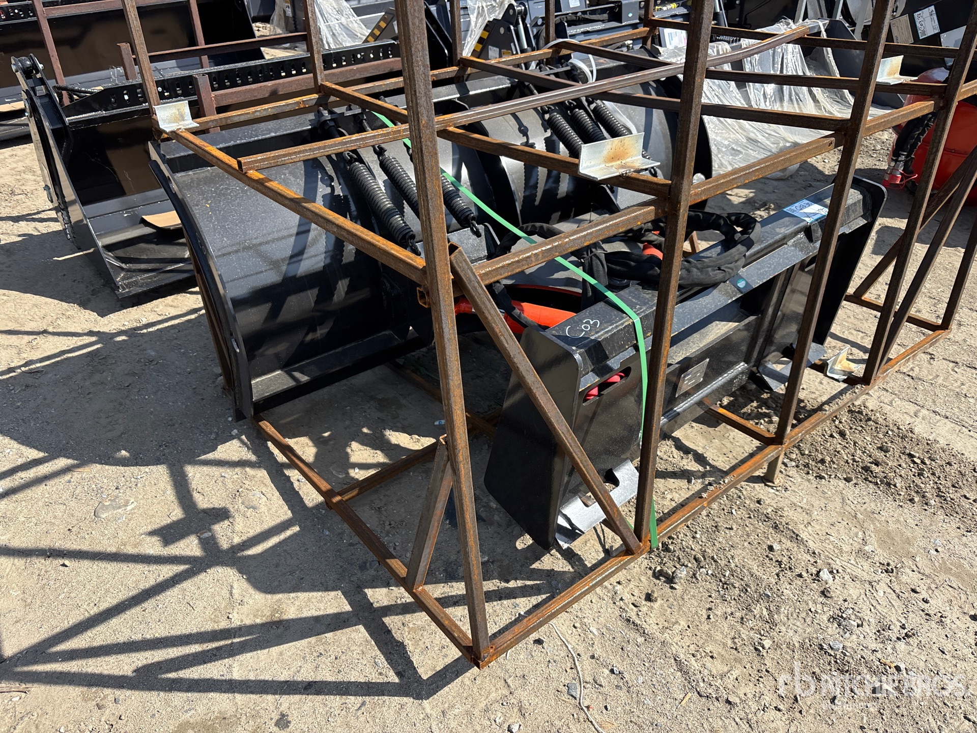 Aspect général with Image, coin arrière gauche