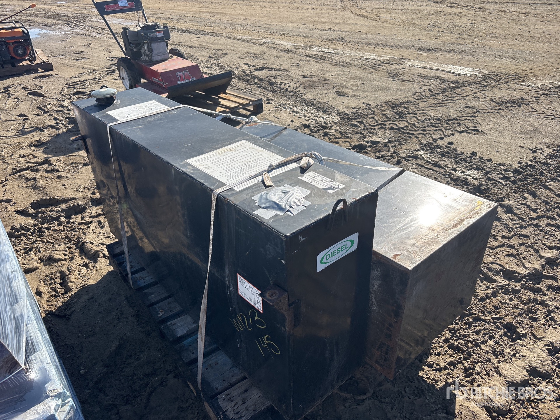 General Appearance with Featured Photo