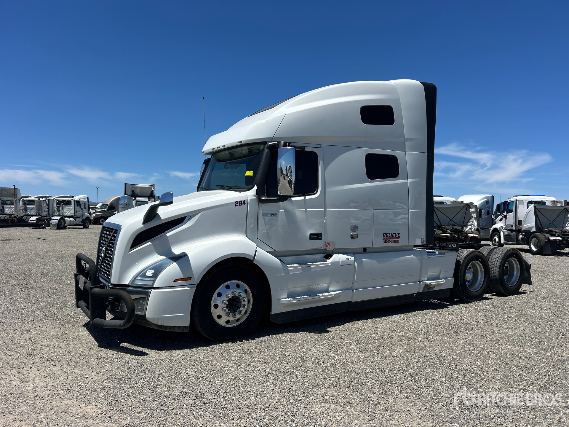 Photo of a 2024 Volvo VNL760