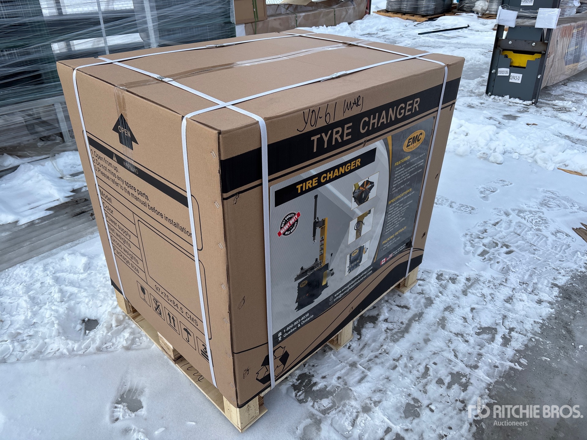 General Appearance with Picture, Right Front Corner