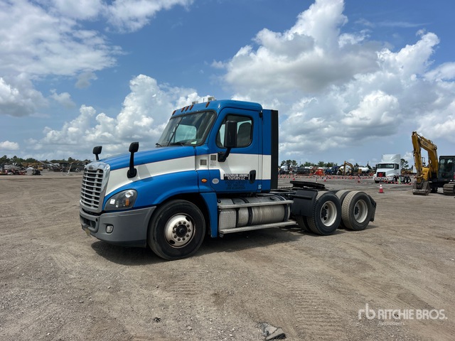 2019 Freightliner Cascadia 125 6x4 T/a Day Cab Truck Tractor
