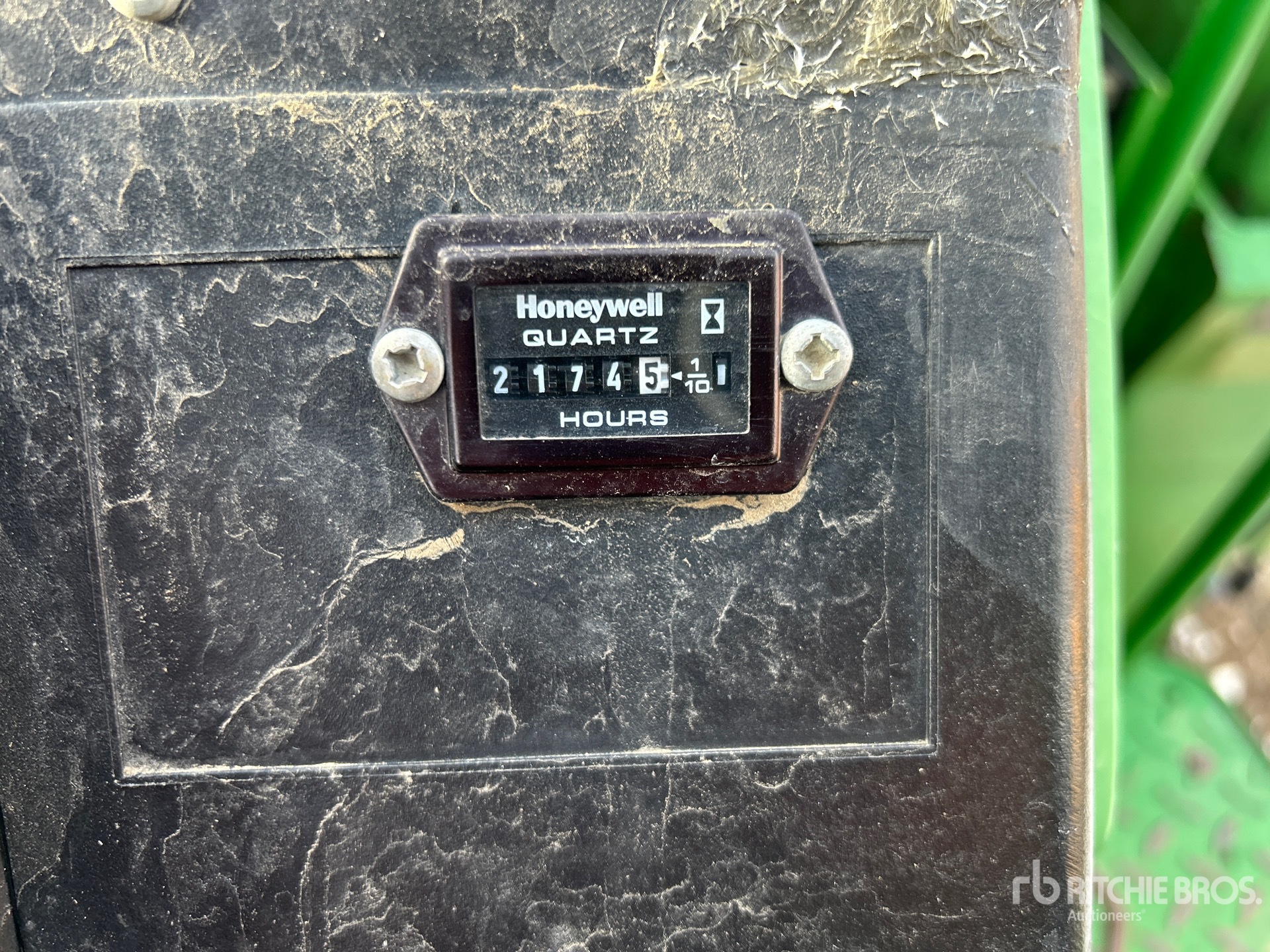 General Appearance with Hour Meter / Odometer