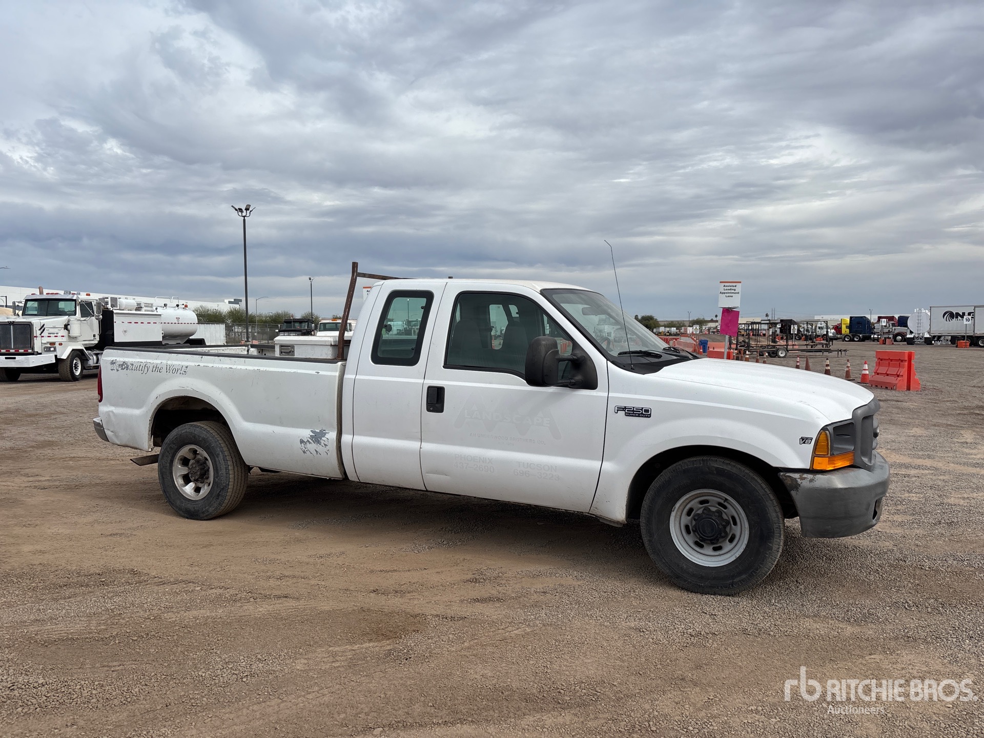 General Appearance with Picture, Right Front Corner