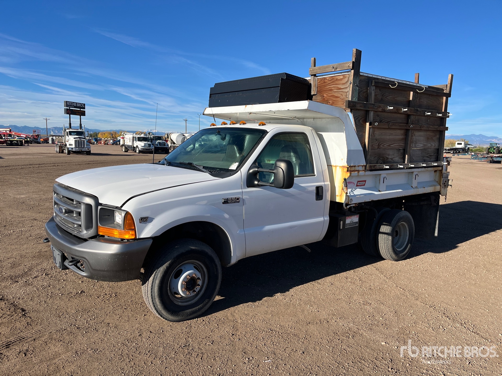 Photo of 2000 Ford F-350