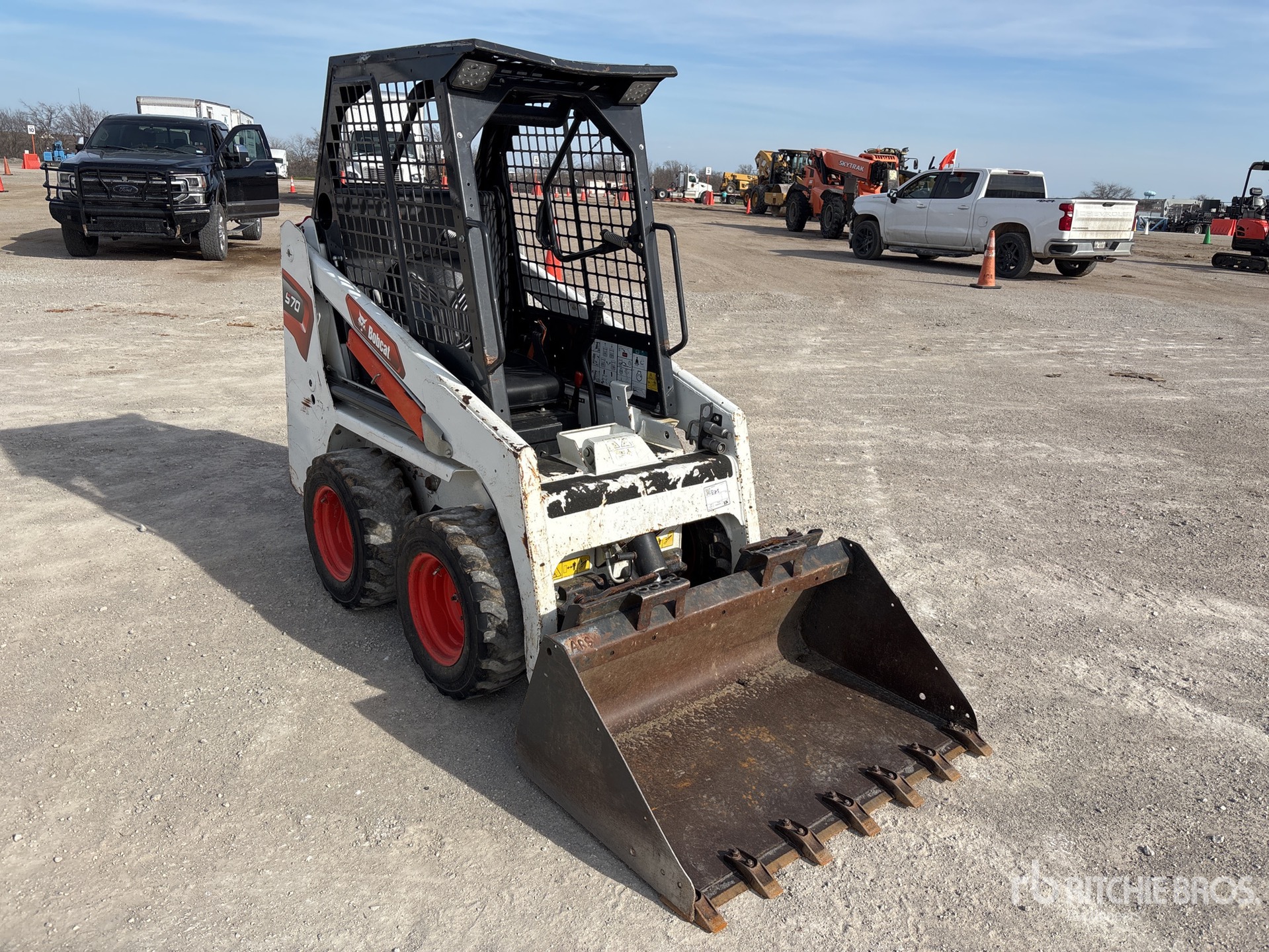 General Appearance with Picture, Right Front Corner