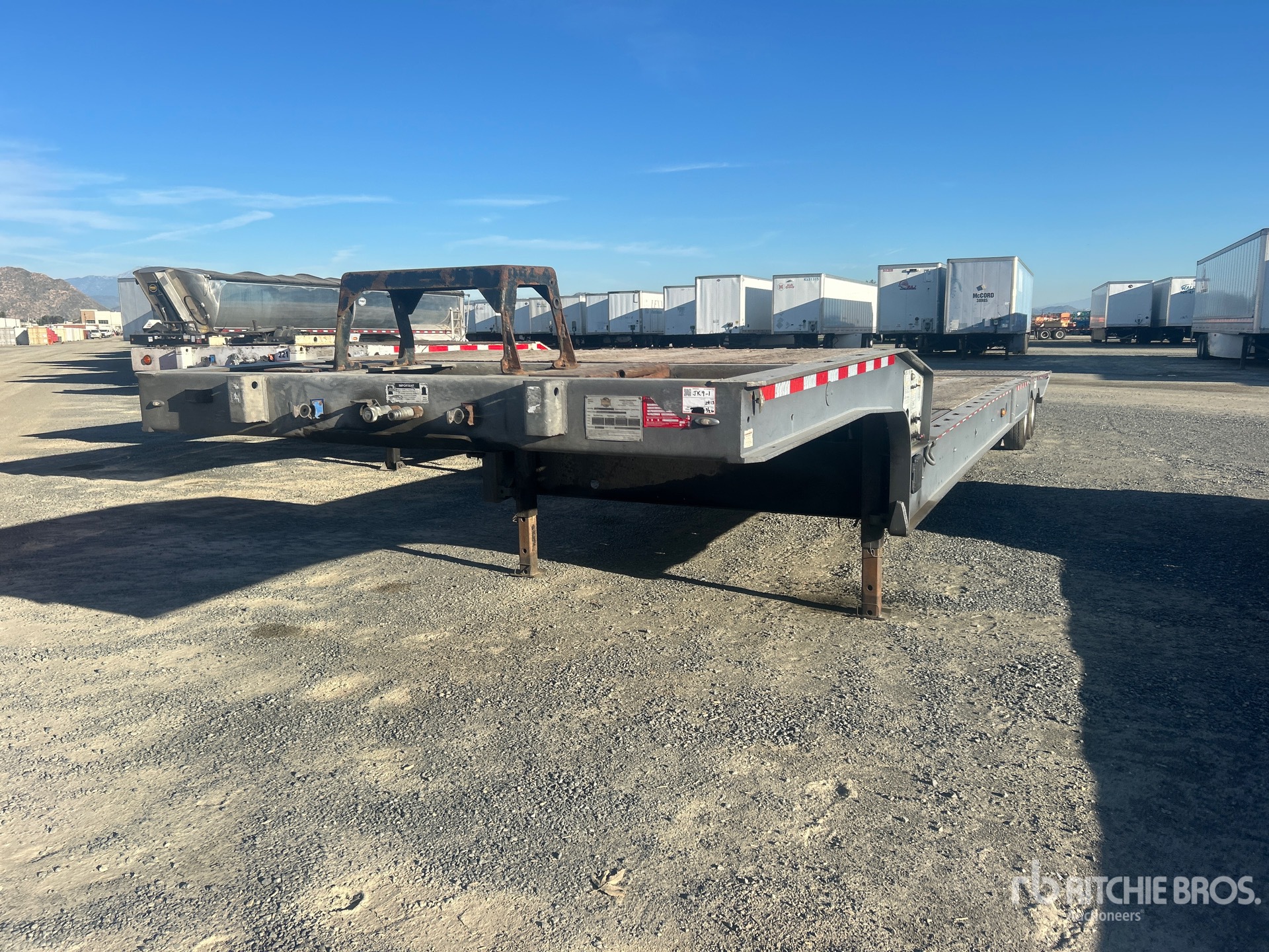 General Appearance with Image, coin avant gauche