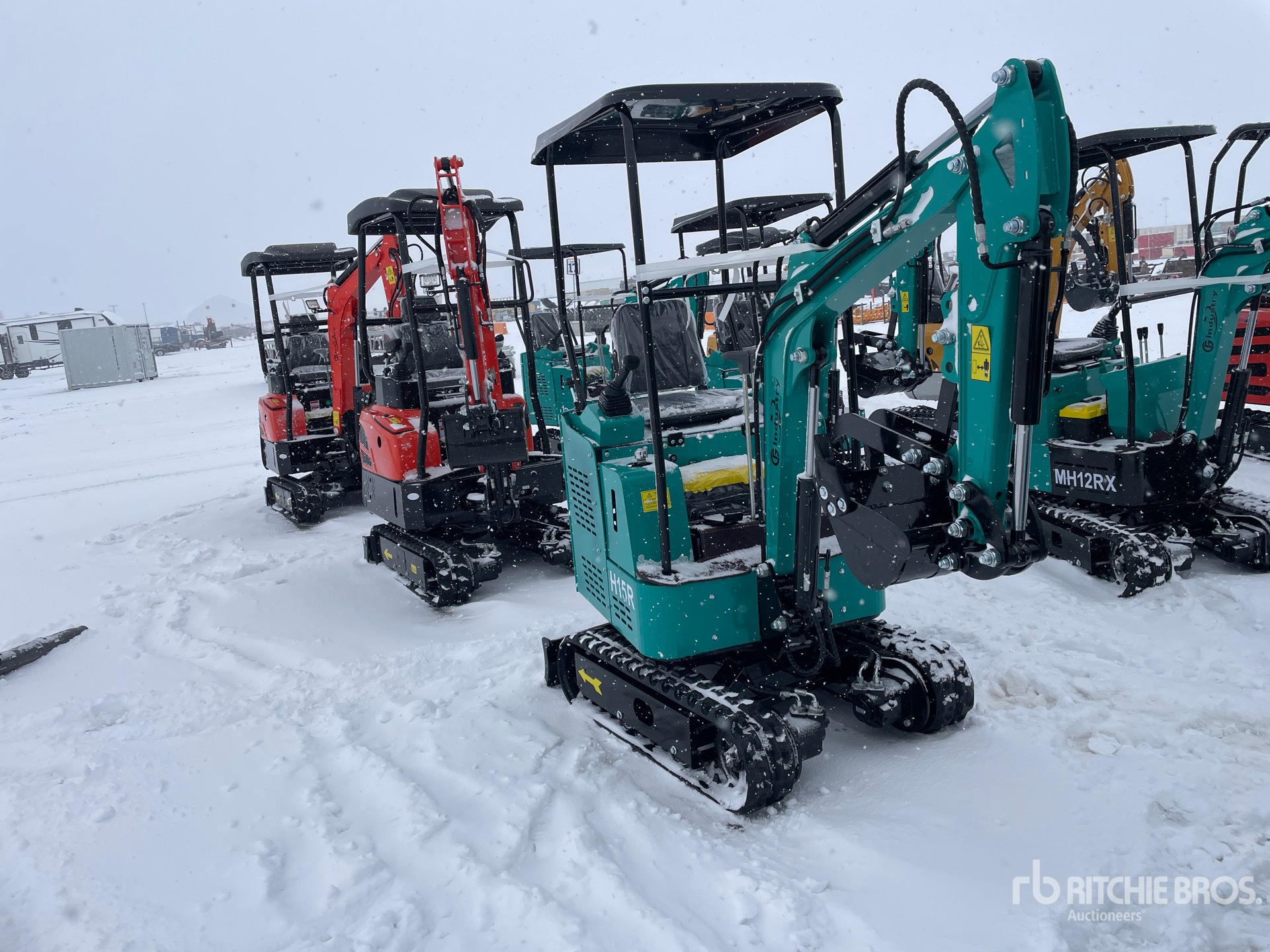 General Appearance with Picture, Right Front Corner