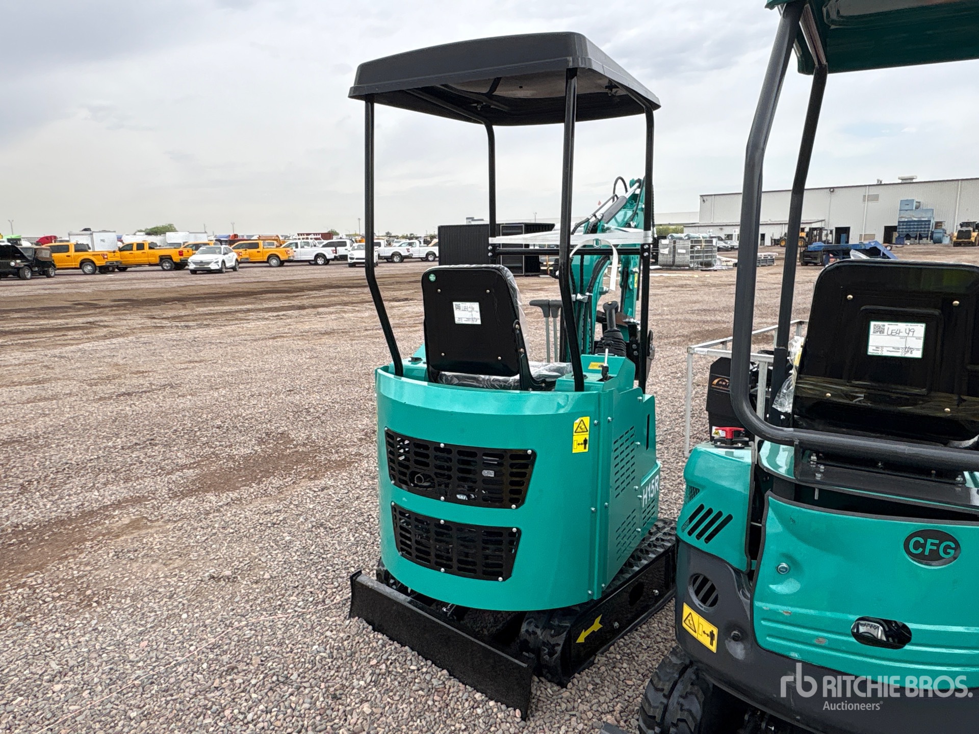 General Appearance with Picture, Right Rear Corner