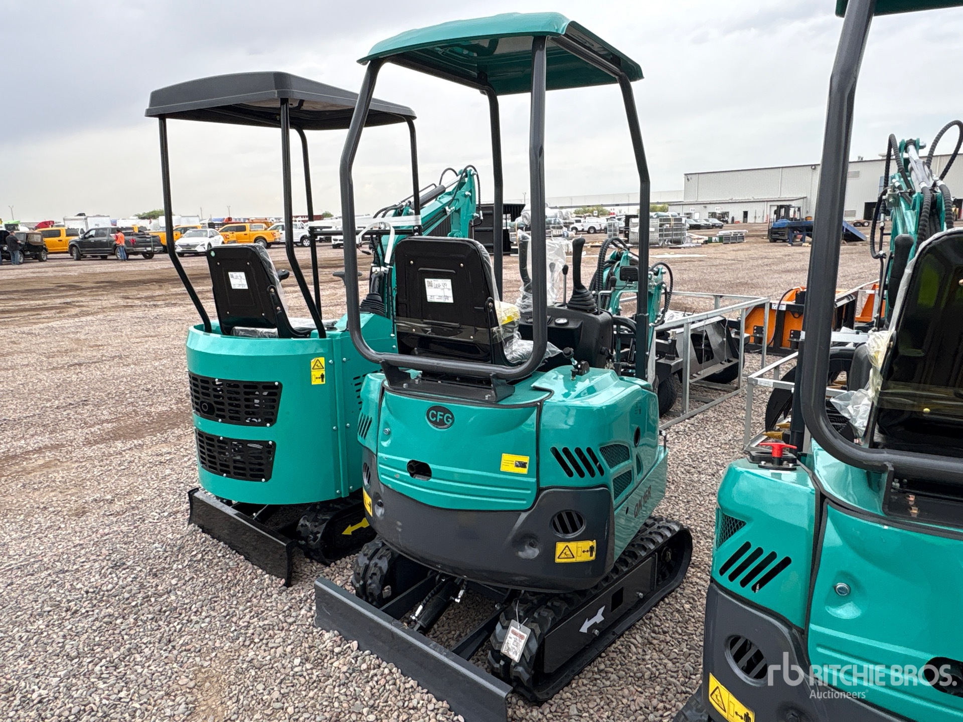 General Appearance with Picture, Right Rear Corner