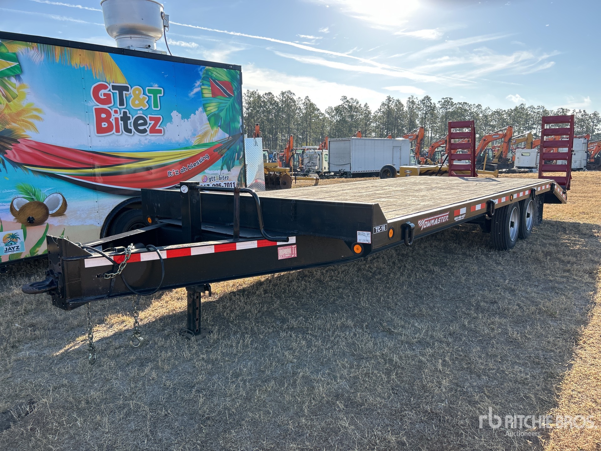 General Appearance with Featured Photo