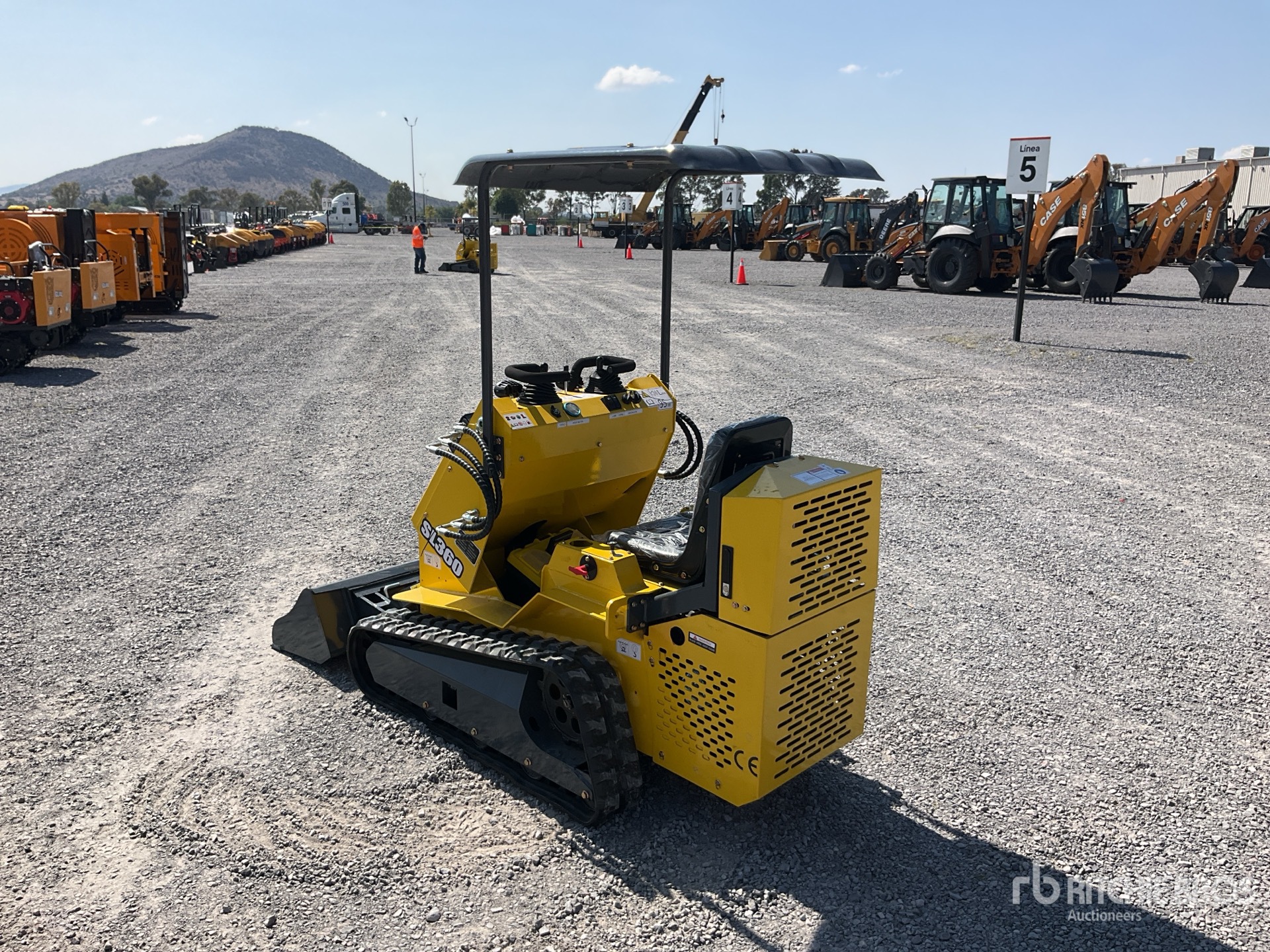 General Appearance with Picture, Left Rear Corner