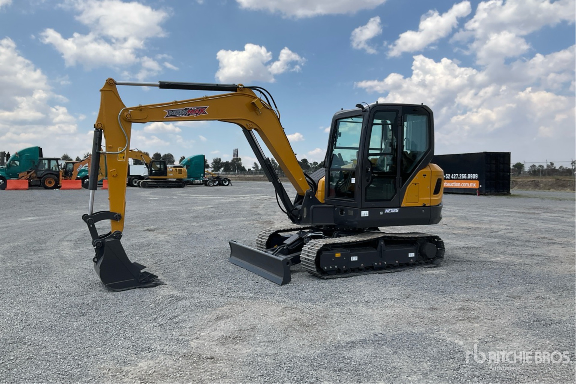 General Appearance with Picture, Left Front Corner