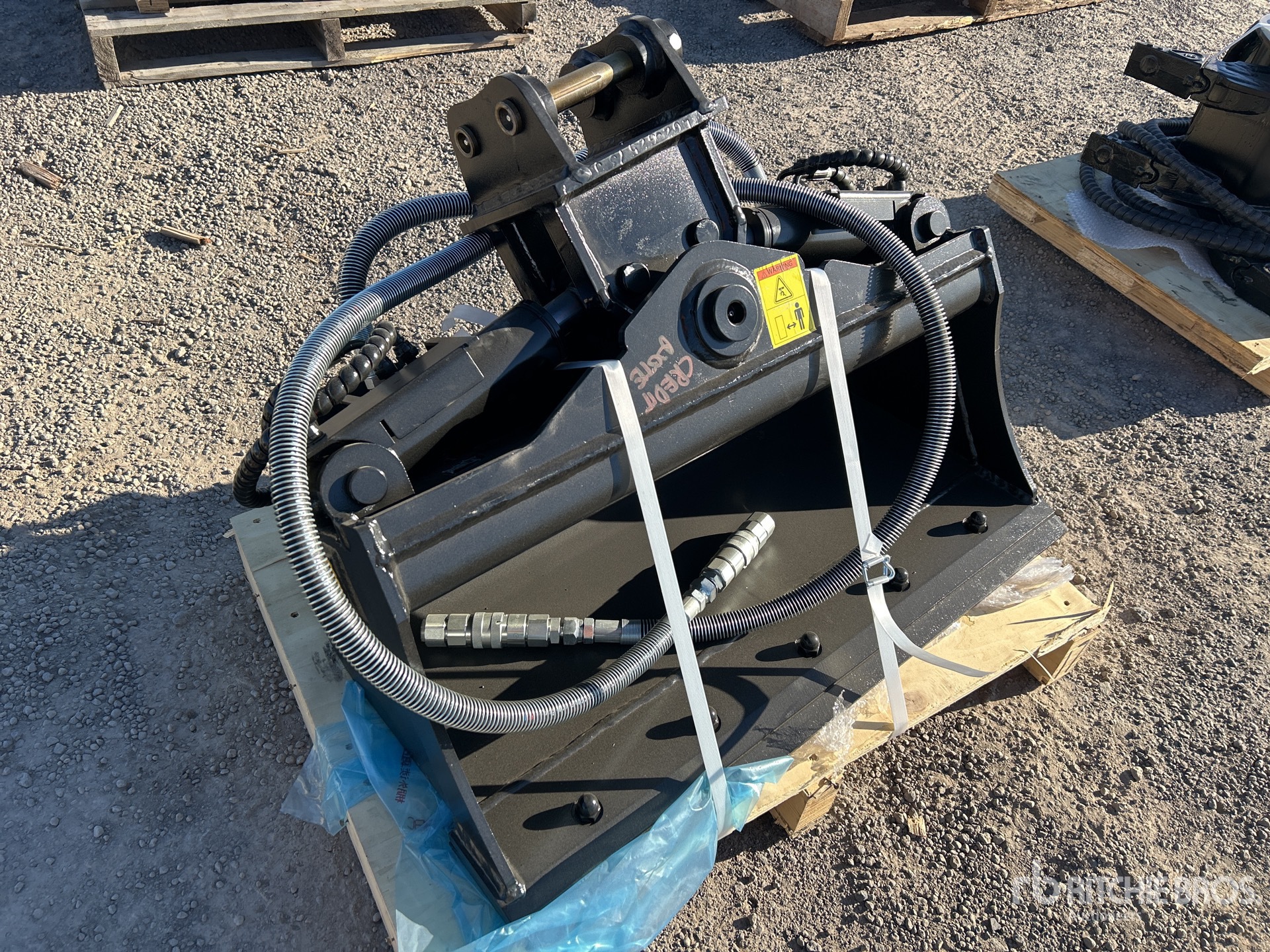 General Appearance with Foto, angolo anteriore destro