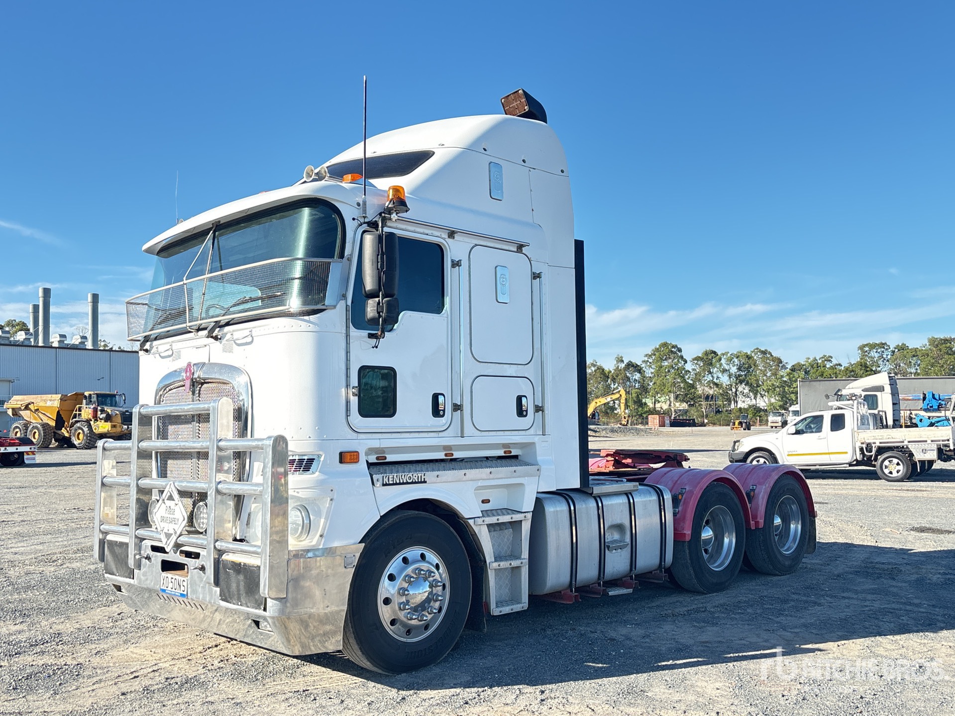 General Appearance with Picture, Right Front Corner