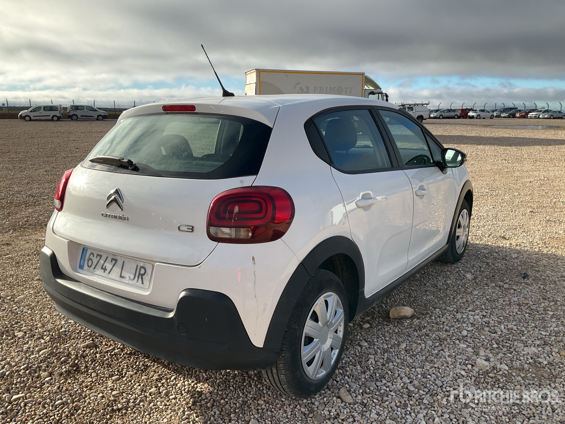 General Appearance with Picture, Right Rear Corner