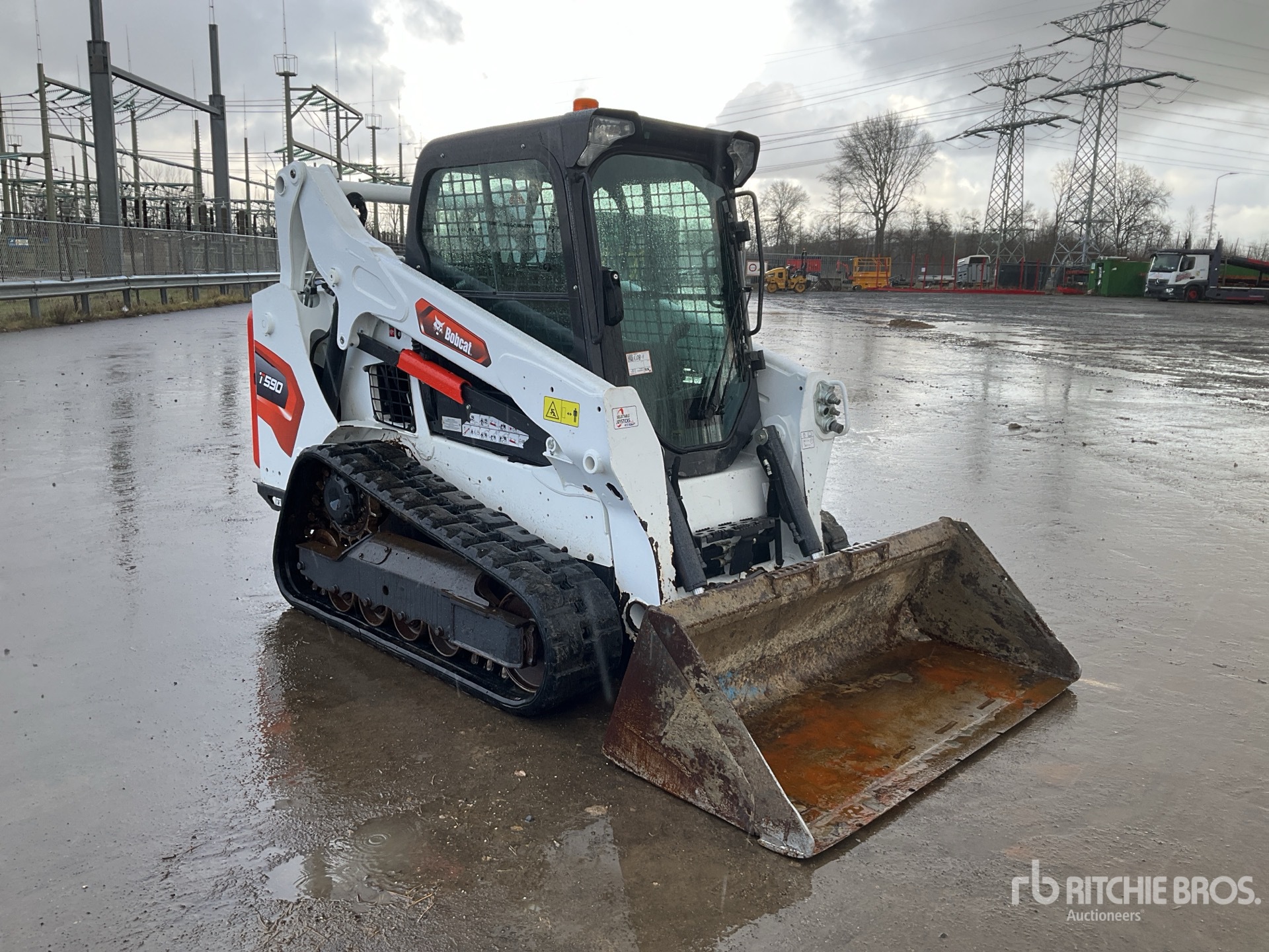 General Appearance with Picture, Right Front Corner