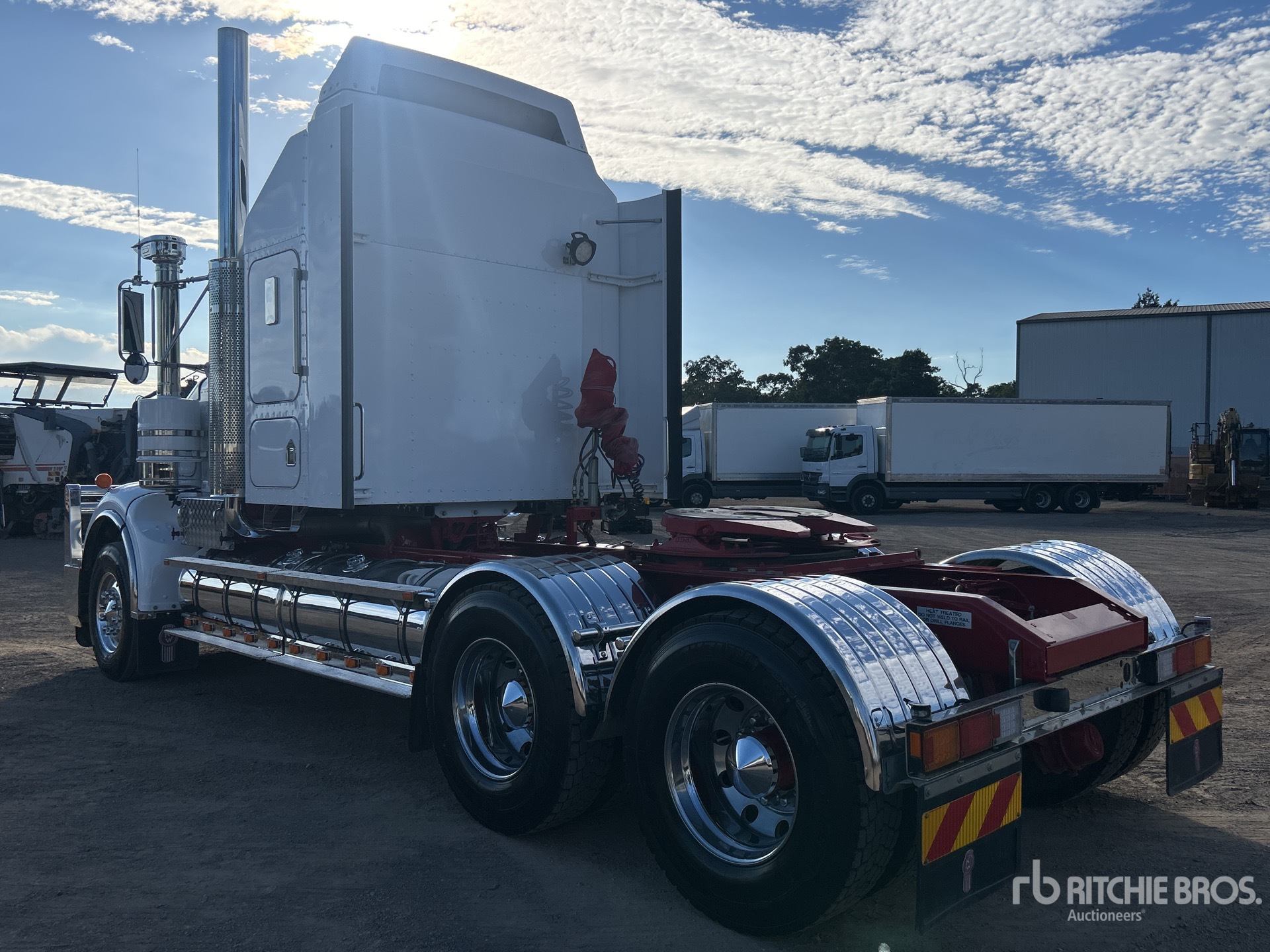 General Appearance with Picture, Right Rear Corner