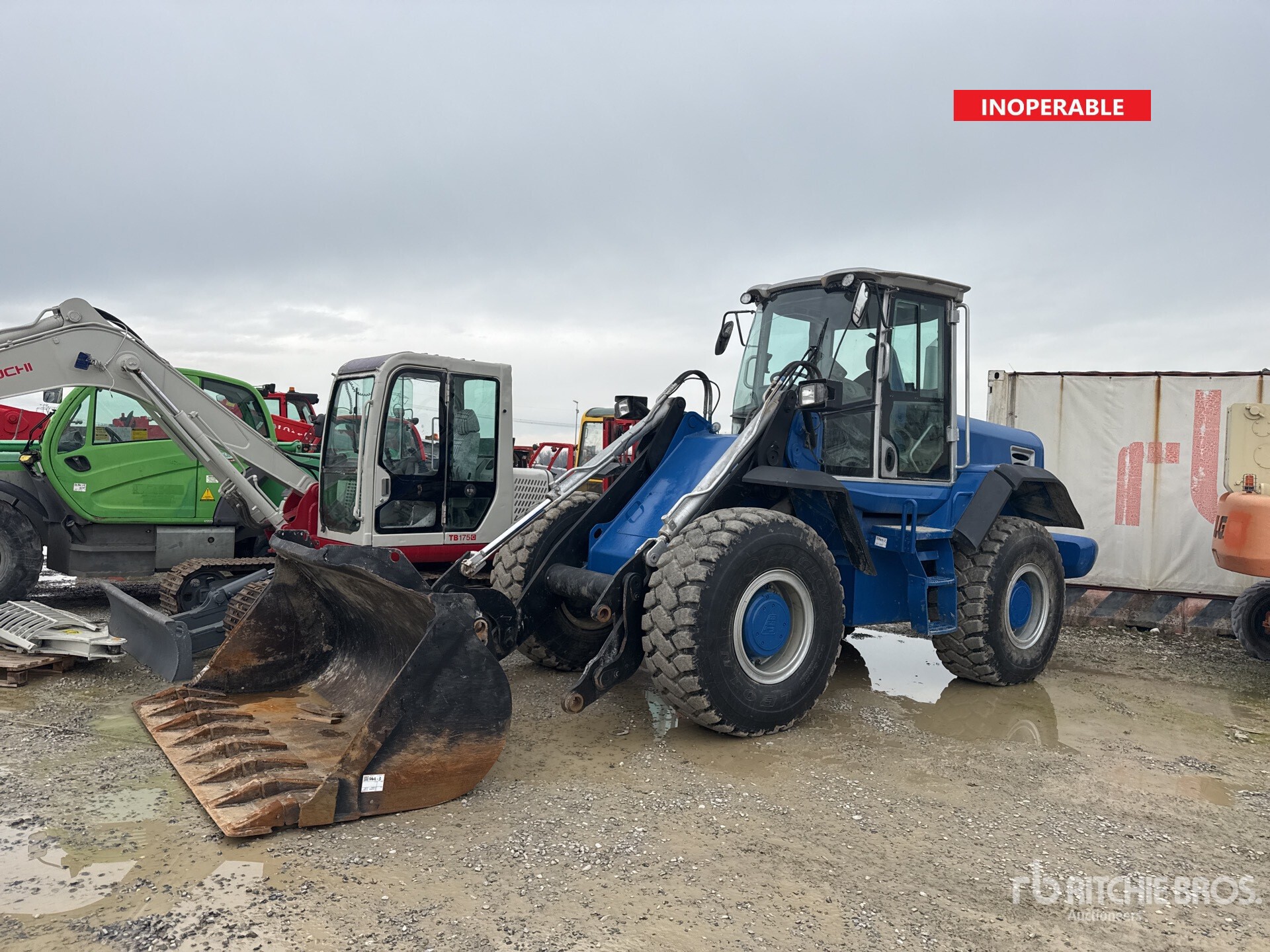 General Appearance with Featured Photo