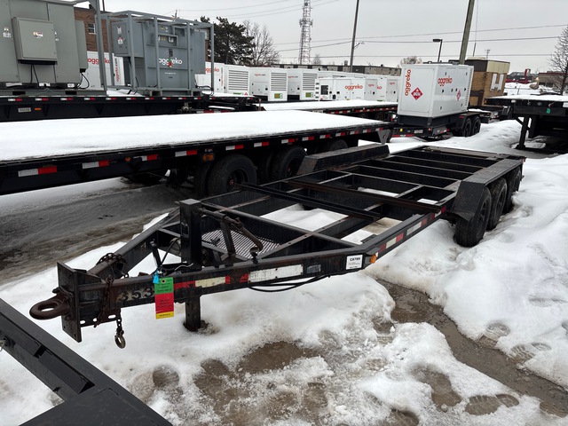 2007 J & J Trailer  20 ft Tri/A Utility Trailer