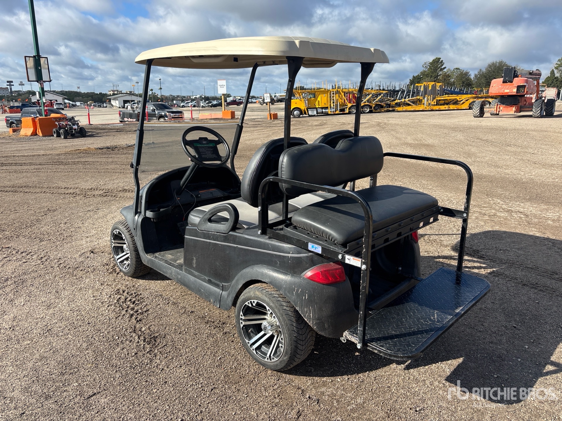 Aspect général with Image, coin arrière gauche