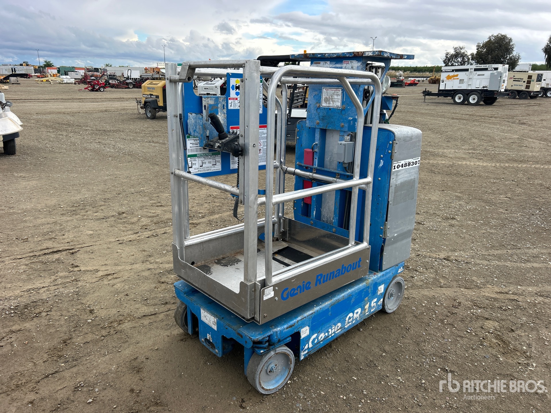 General Appearance with Image, coin avant gauche