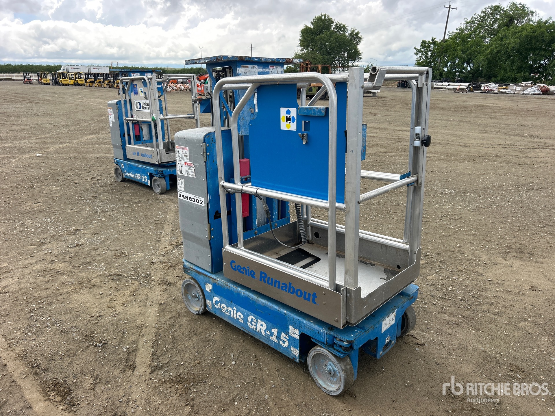 General Appearance with Image, coin avant droit