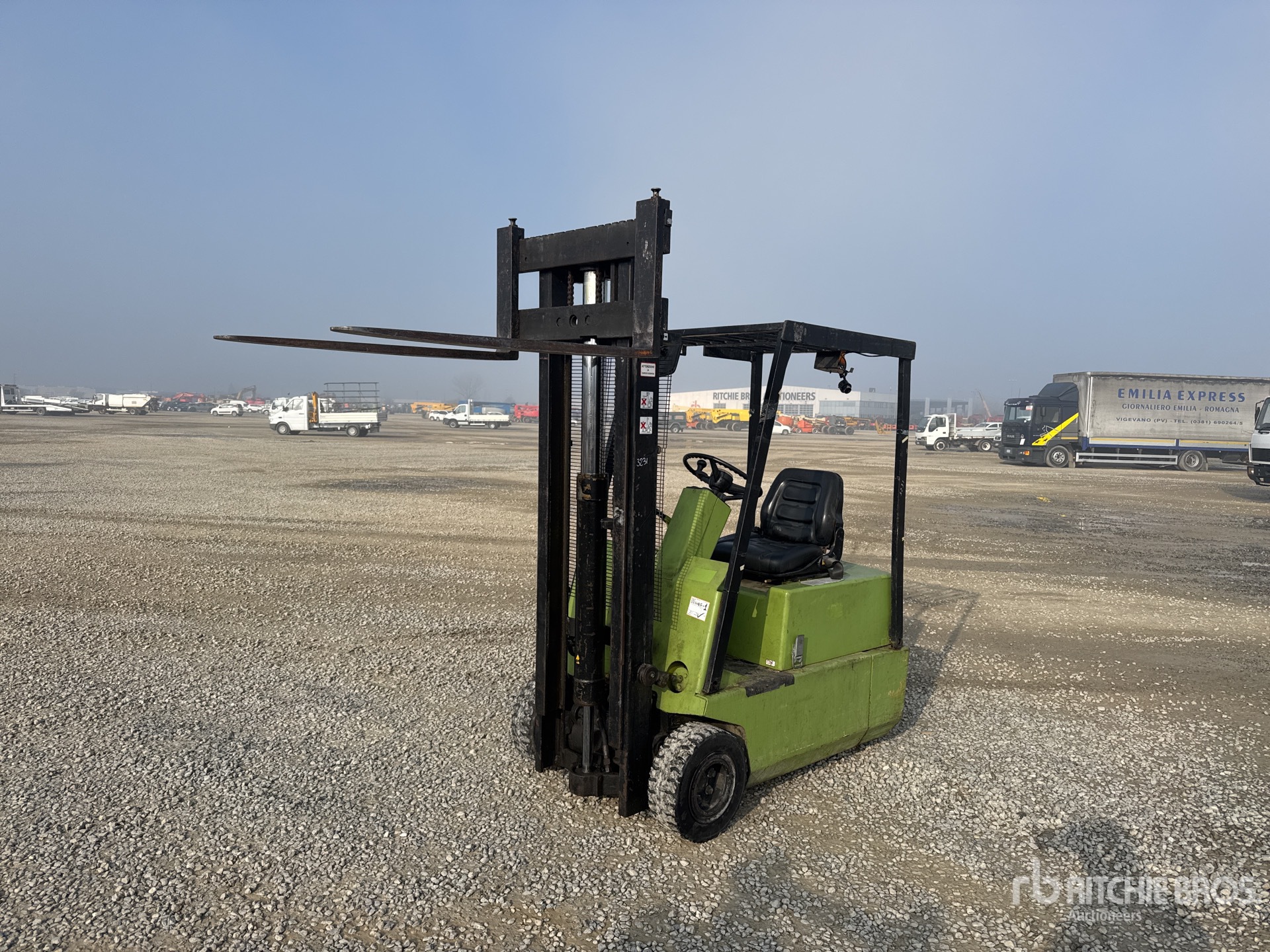 Aspect général with Image, coin avant gauche