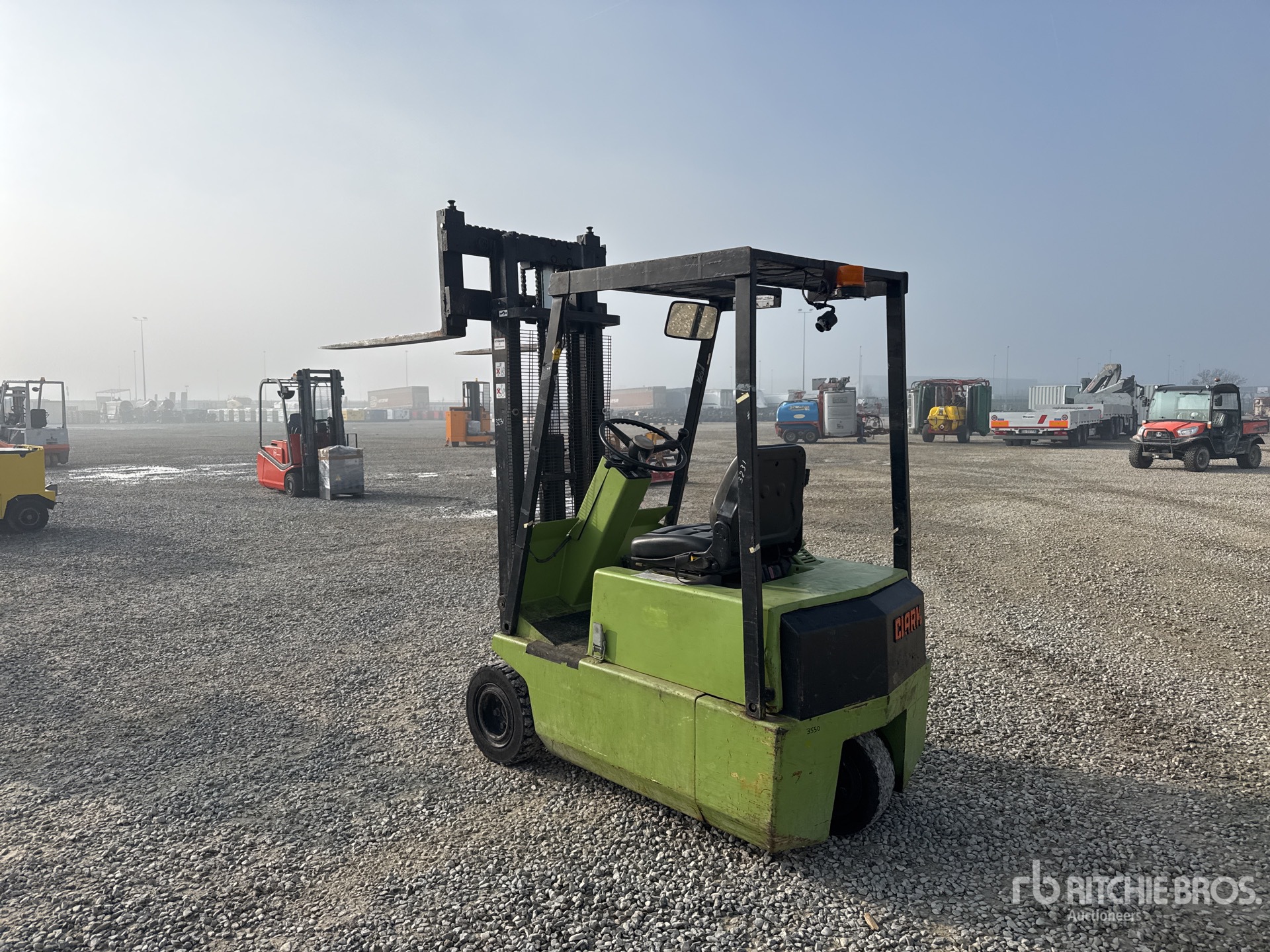 Aspect général with Image, coin arrière gauche