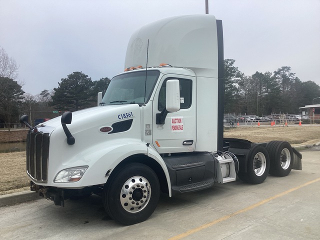 2019 Peterbilt 579 6x4 T/A Day Cab Truck Tractor