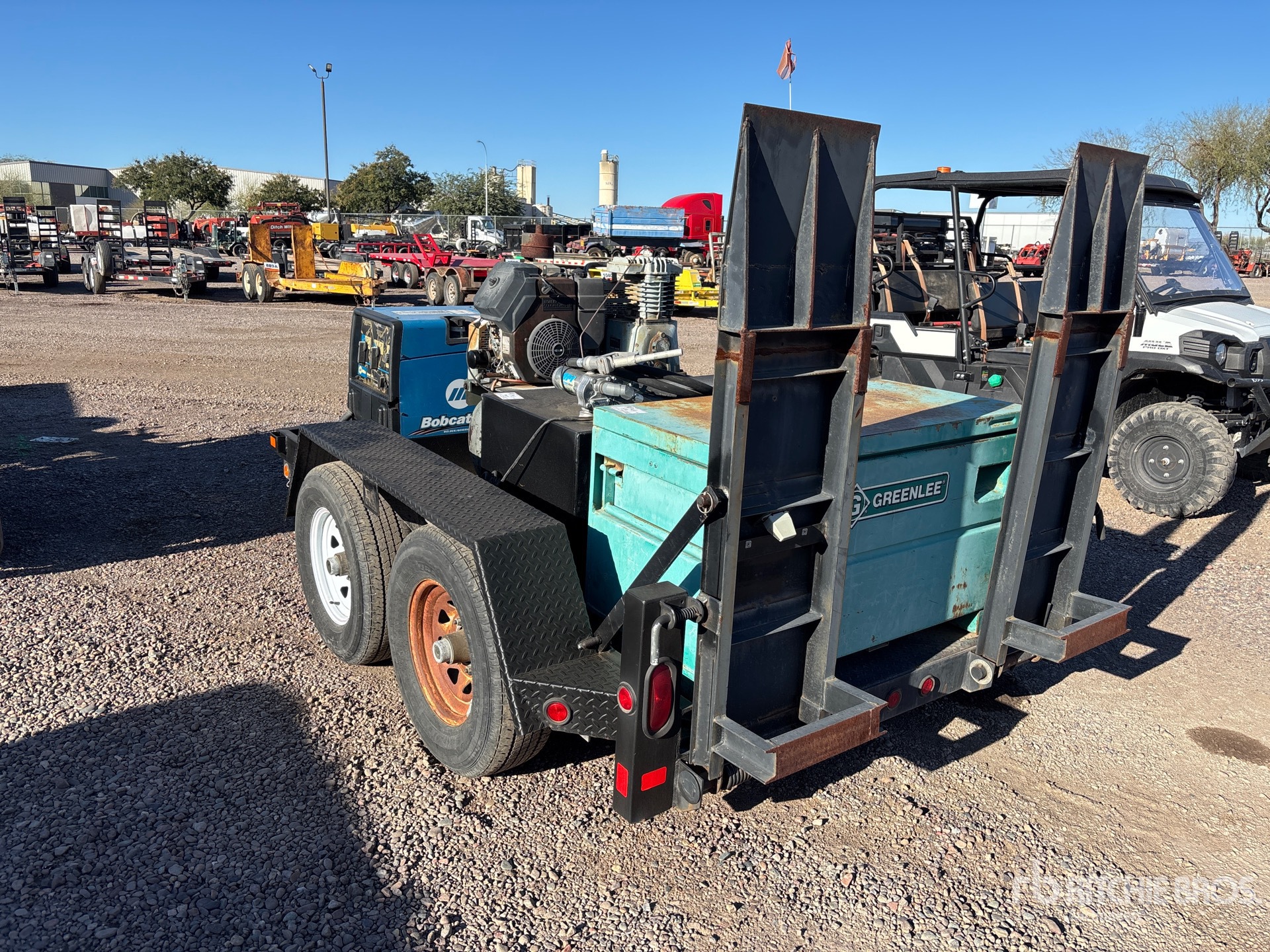 General Appearance with Picture, Left Rear Corner