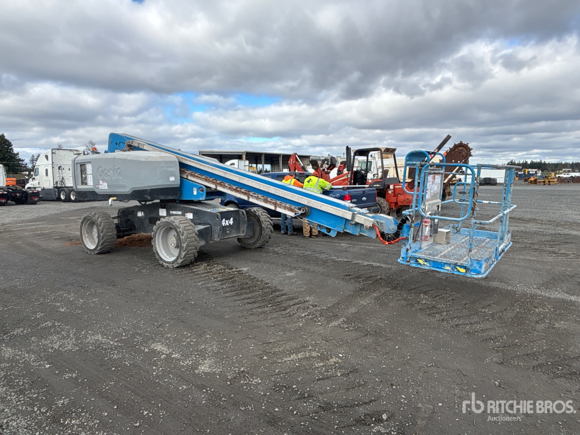 General Appearance with Picture, Right Front Corner