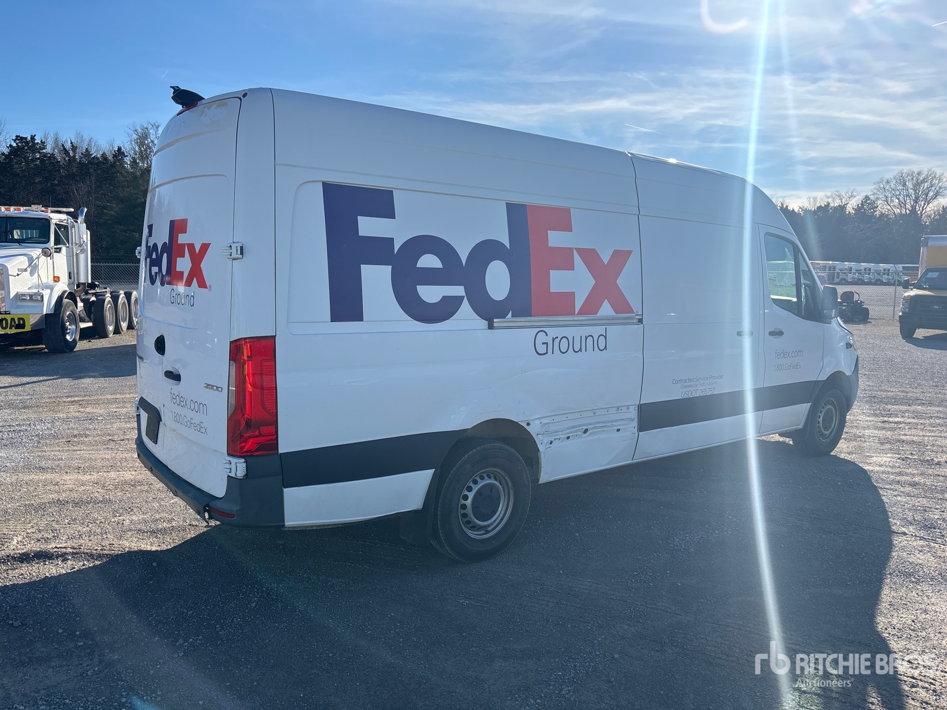 General Appearance with Picture, Right Rear Corner