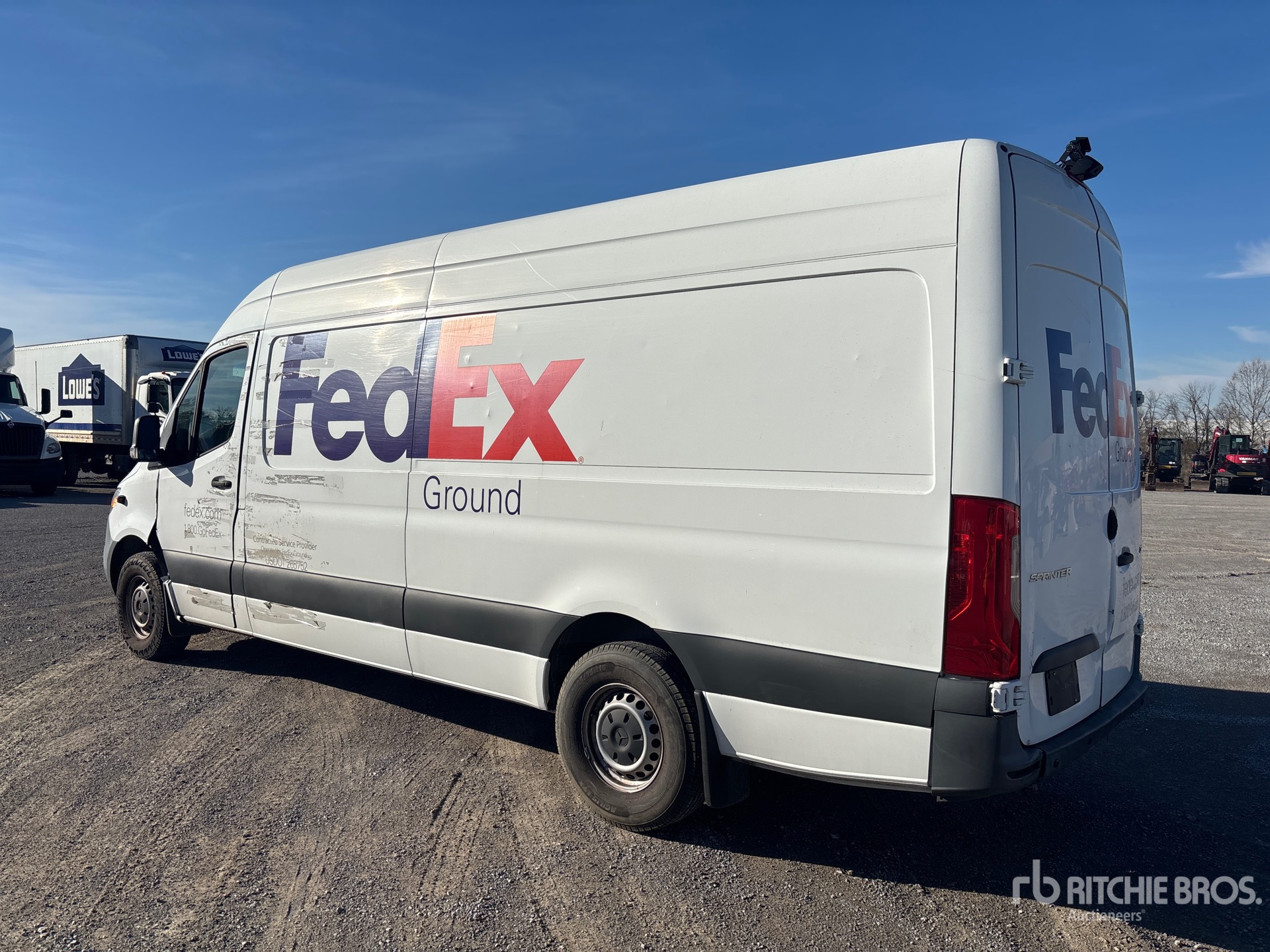 General Appearance with Picture, Left Rear Corner