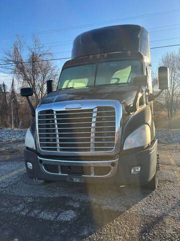 2016 Freightliner Cascadia S/A Day Cab Truck Tractor