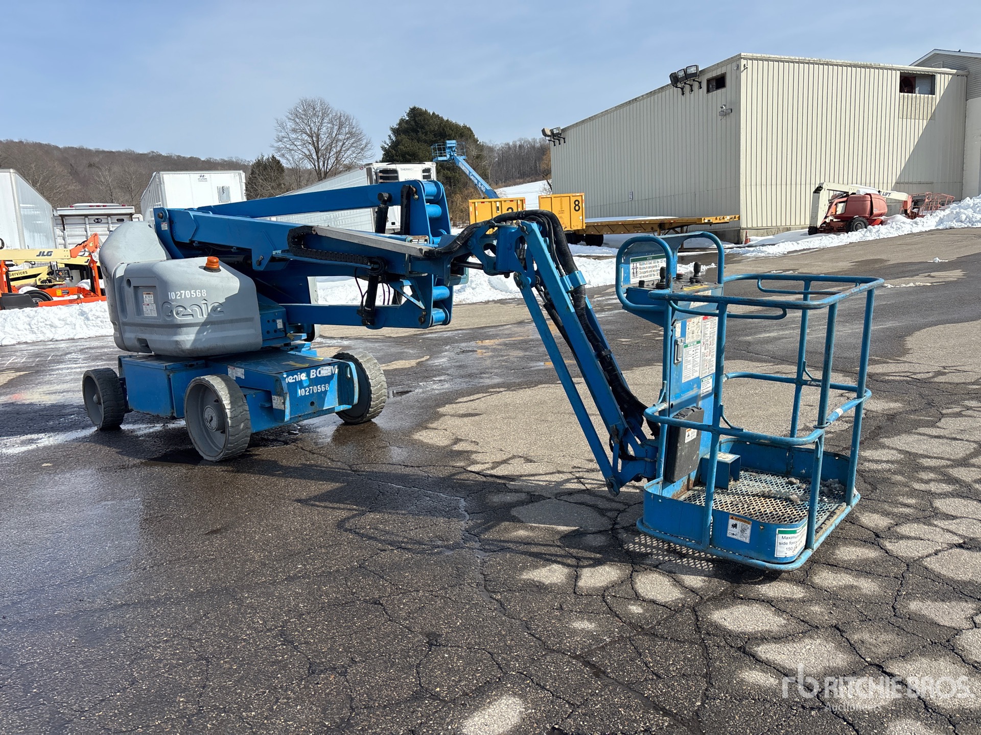 General Appearance with Picture, Right Front Corner