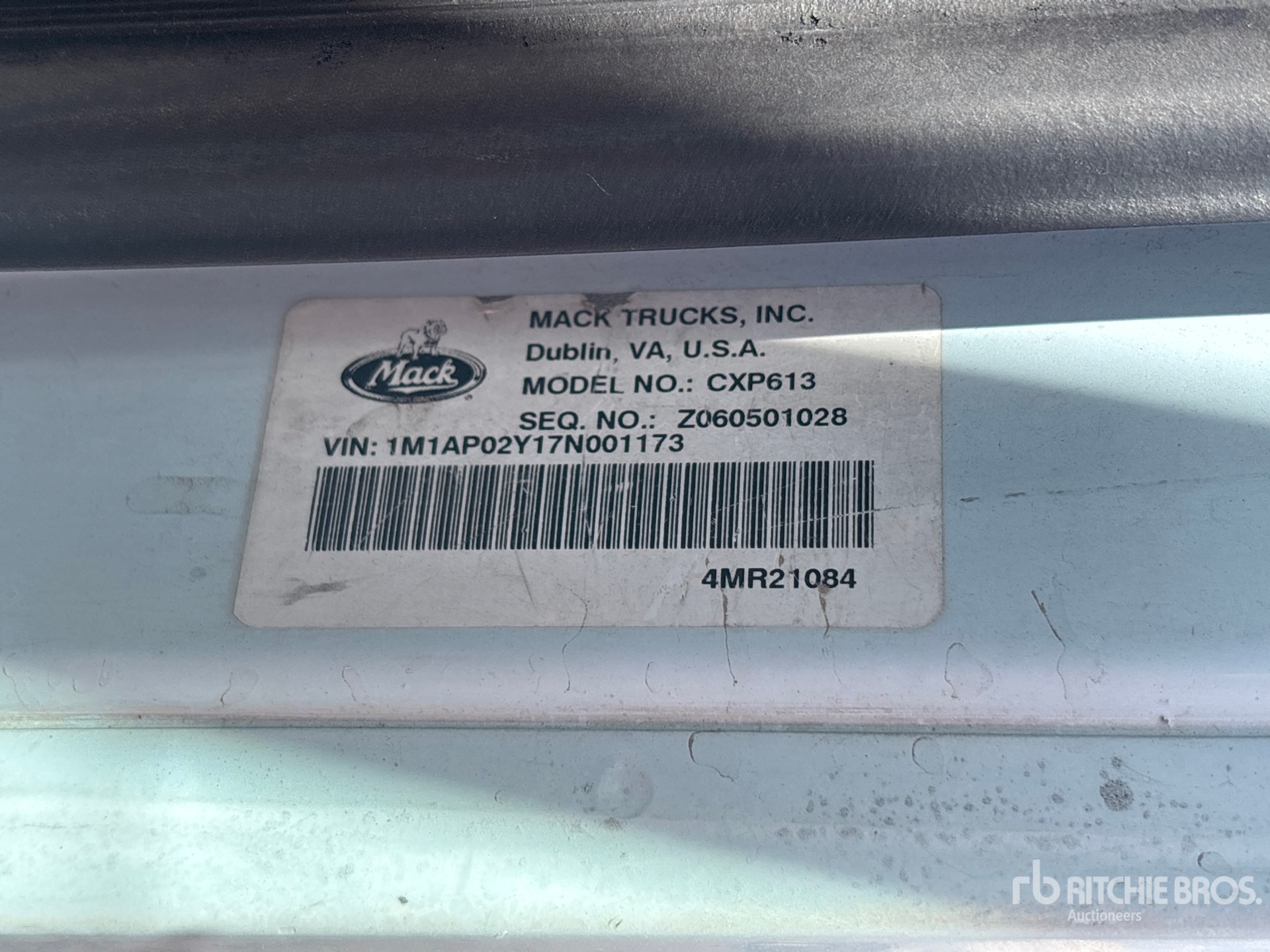 General Appearance with Serial Number / VIN