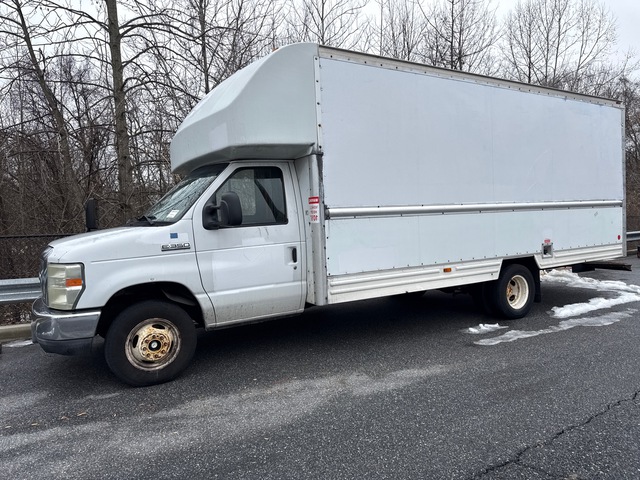 2008 Ford E-350 4x2 Step Van (Inoperable) 2008 Ford E-350 4x2 Step Van (Inoperable)