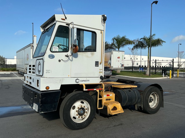 2014 Capacity TJ5000 4x2 Spotter Truck